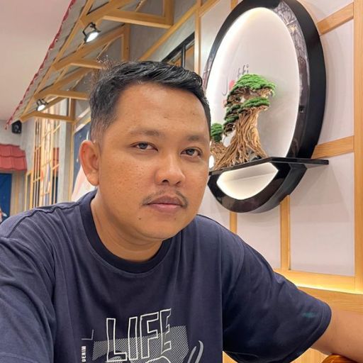 Boy Riza Utama